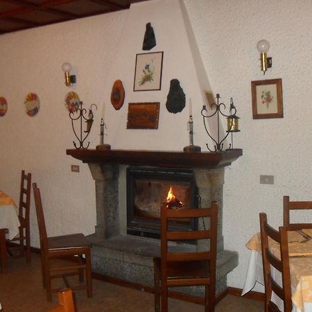Albergo La Genzianella ベッラージョ エクステリア 写真