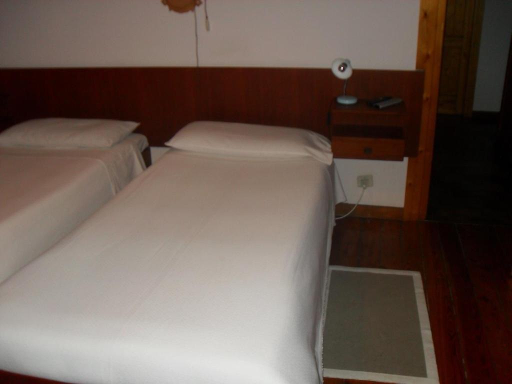 Albergo La Genzianella ベッラージョ 部屋 写真